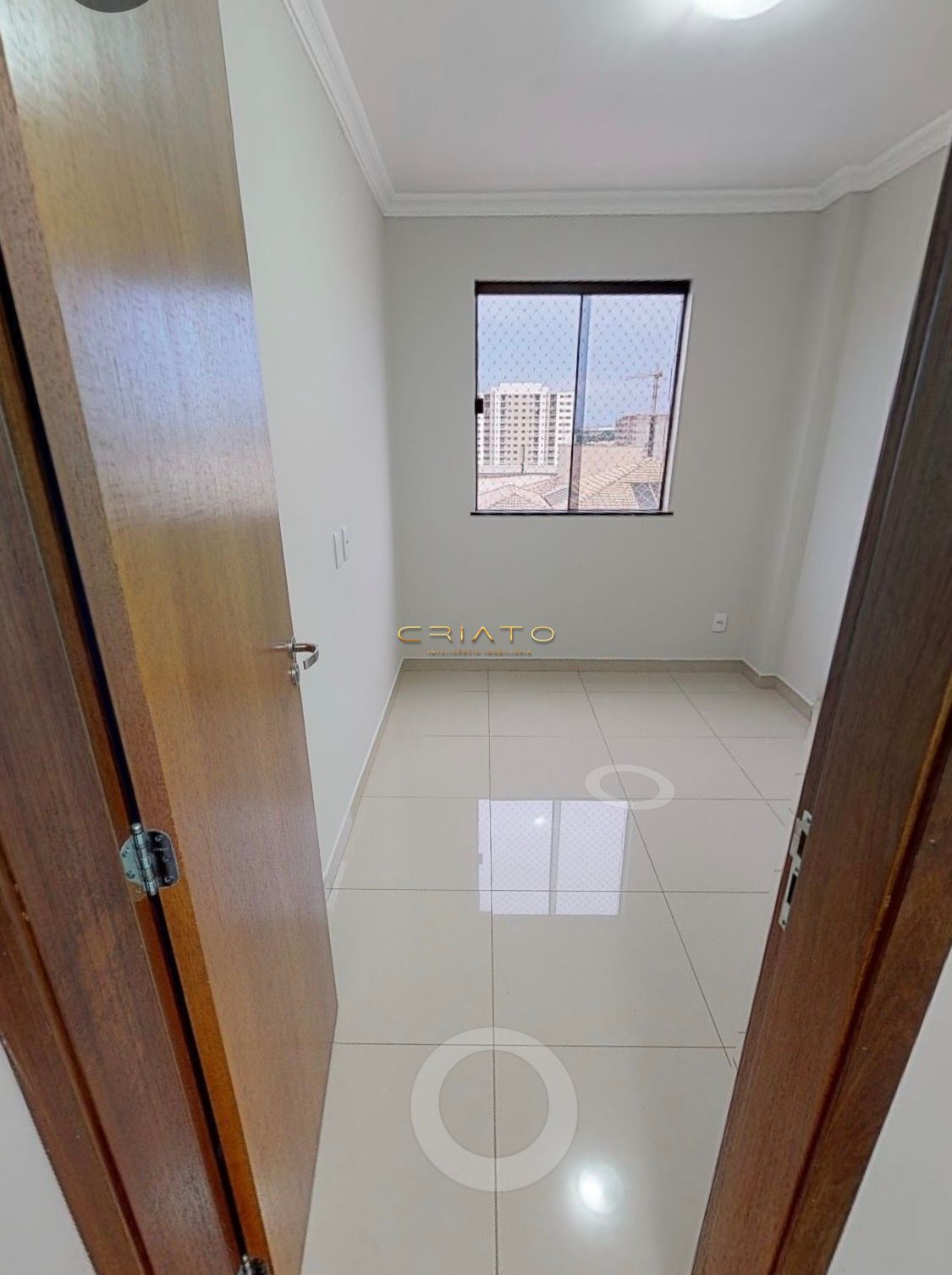 Apartamento com 3 Dormitórios à venda, 74 m² por R$ 350.000,00 Apartamento com 3 Dormitórios à venda, 74 m² por R$ 350.000,00