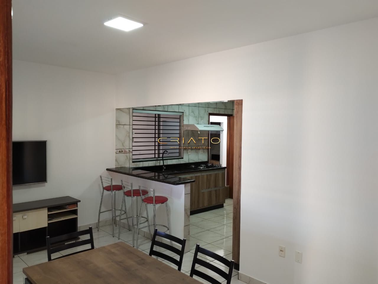 Casa à venda com 3 quartos, 275m² - Foto 4