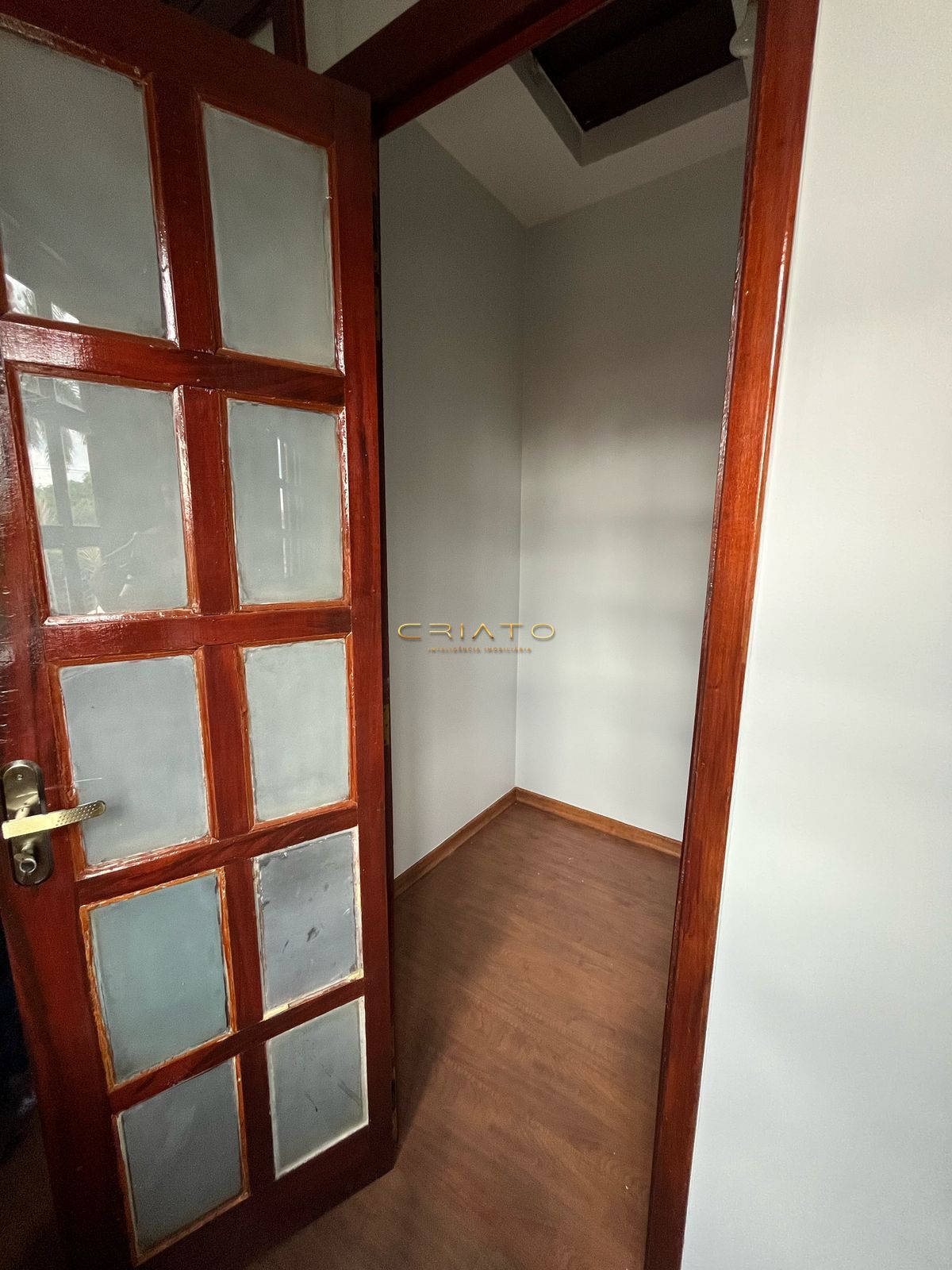 Casa à venda com 3 quartos, 320m² - Foto 24