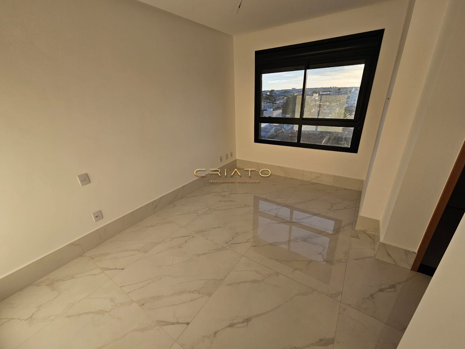 Apartamento à venda com 2 quartos, 65m² - Foto 11