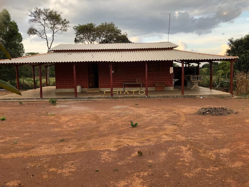 Fazenda à venda com 3 quartos, 3000m² - Foto 1