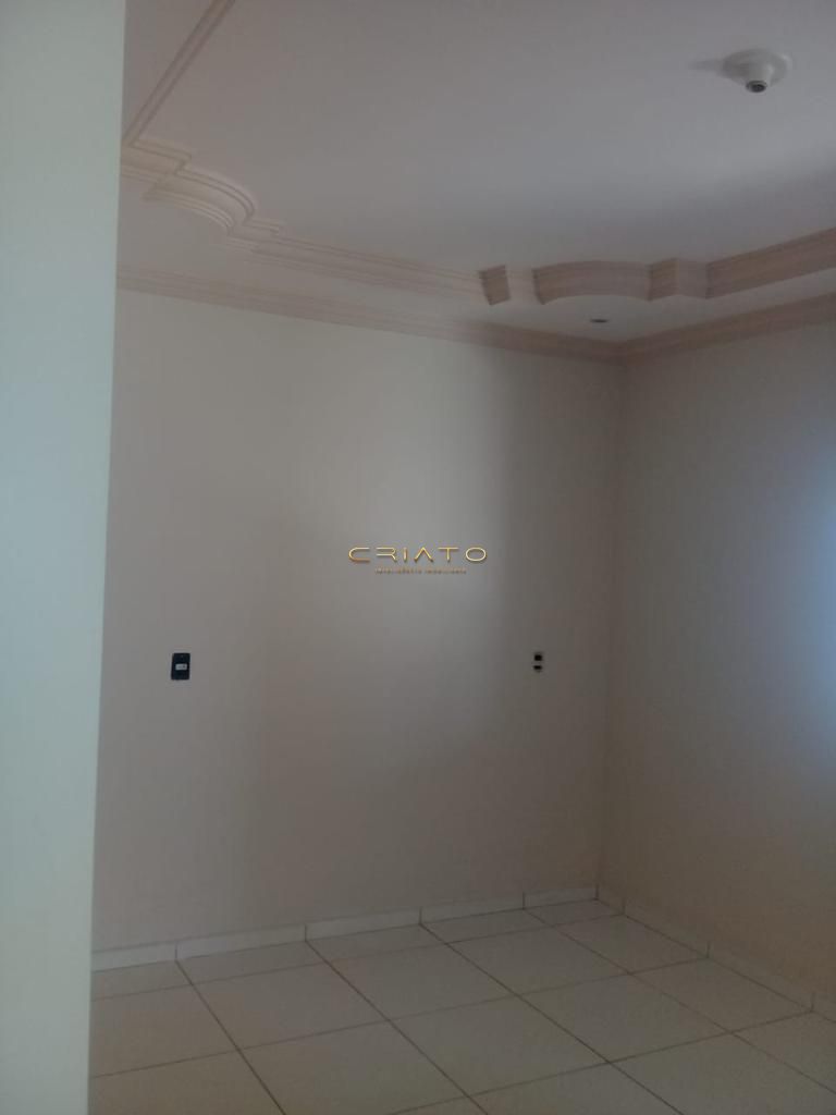 Casa à venda com 3 quartos, 109m² - Foto 13