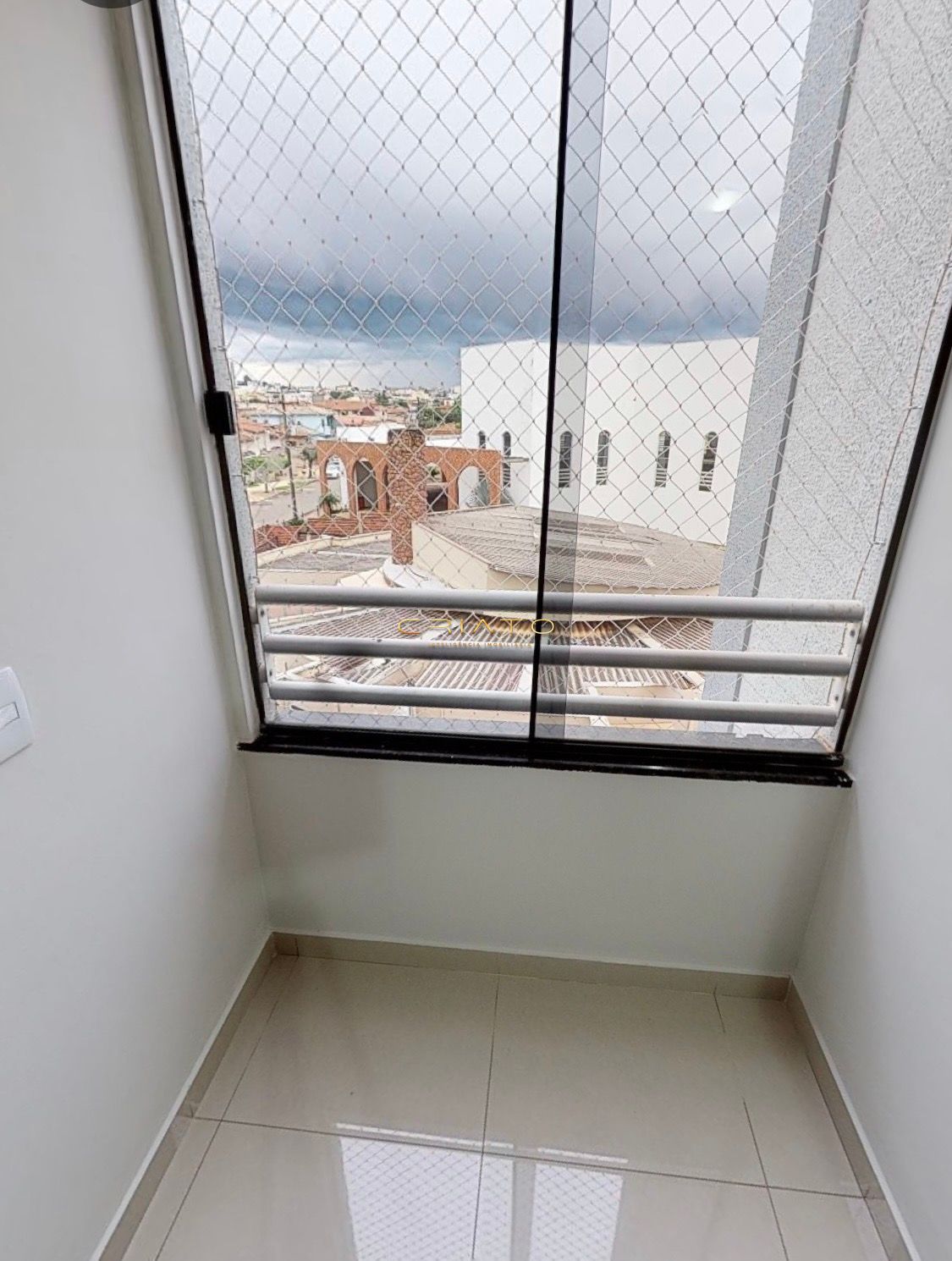 Apartamento com 3 Dormitórios à venda, 74 m² por R$ 350.000,00 Apartamento com 3 Dormitórios à venda, 74 m² por R$ 350.000,00