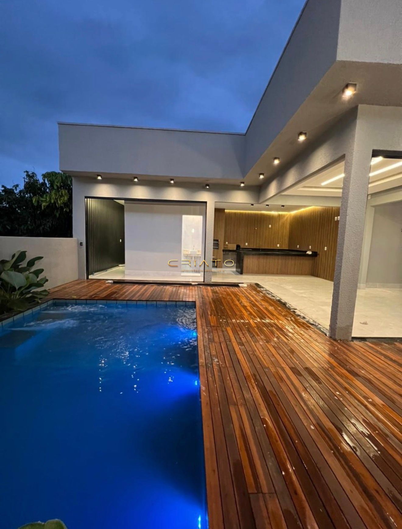 Casa, 3 quartos, 192 m² - Foto 1