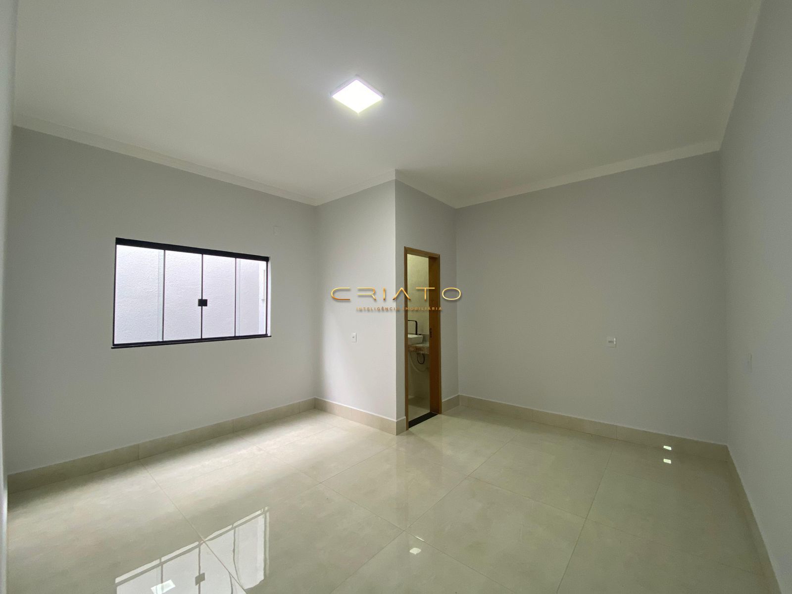 Casa à venda com 3 quartos, 105m² - Foto 4