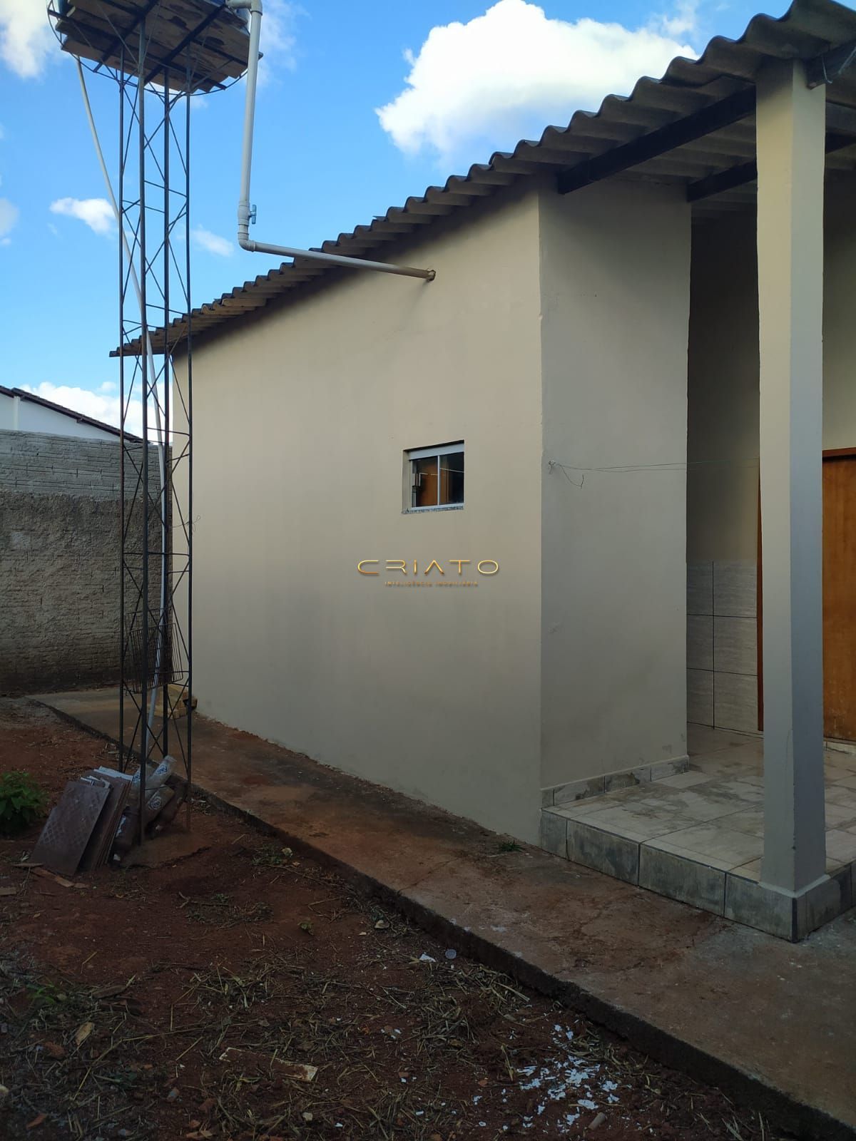 Casa à venda com 3 quartos, 85m² - Foto 2