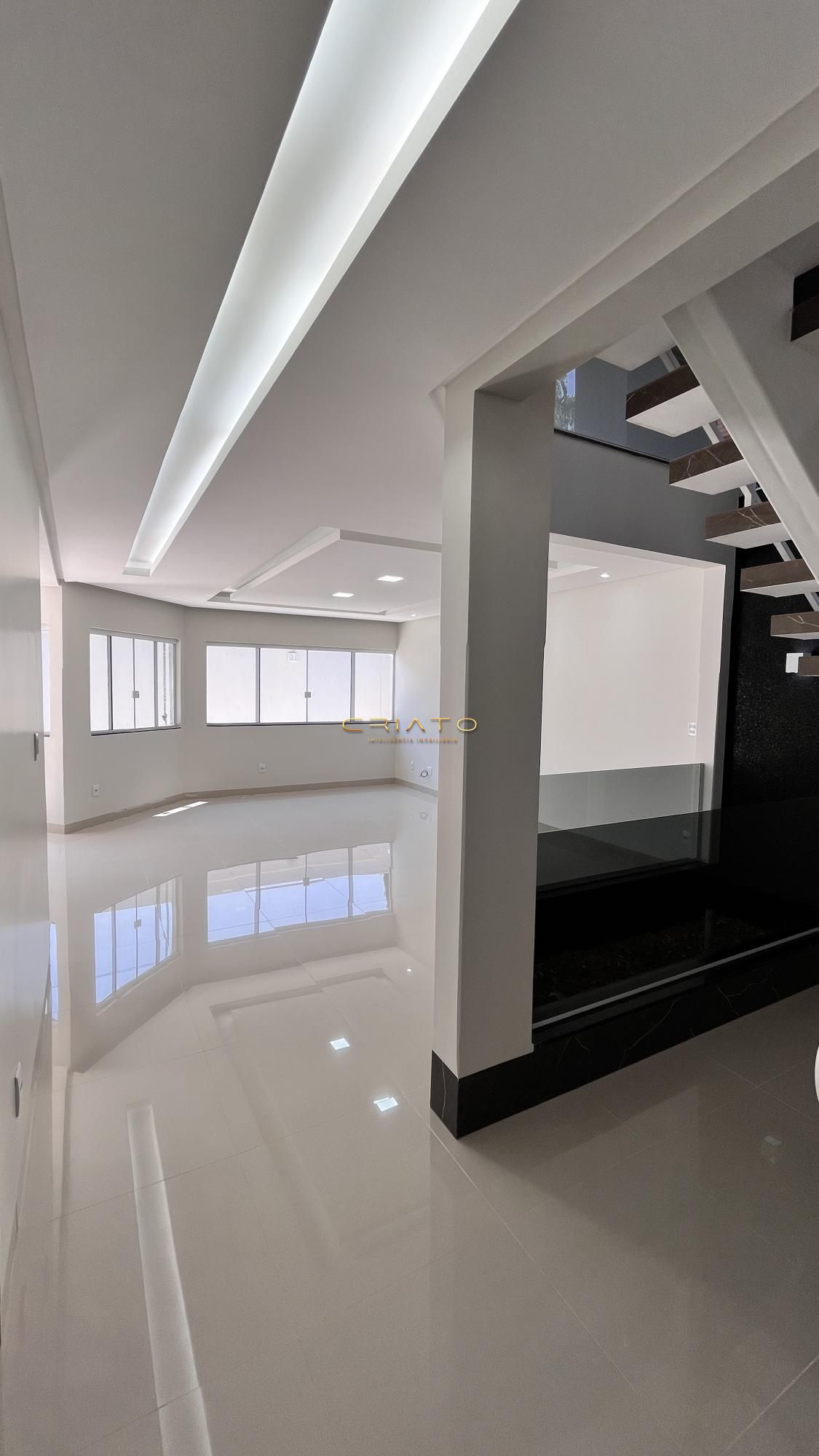 Sobrado à venda com 4 quartos, 344m² - Foto 14