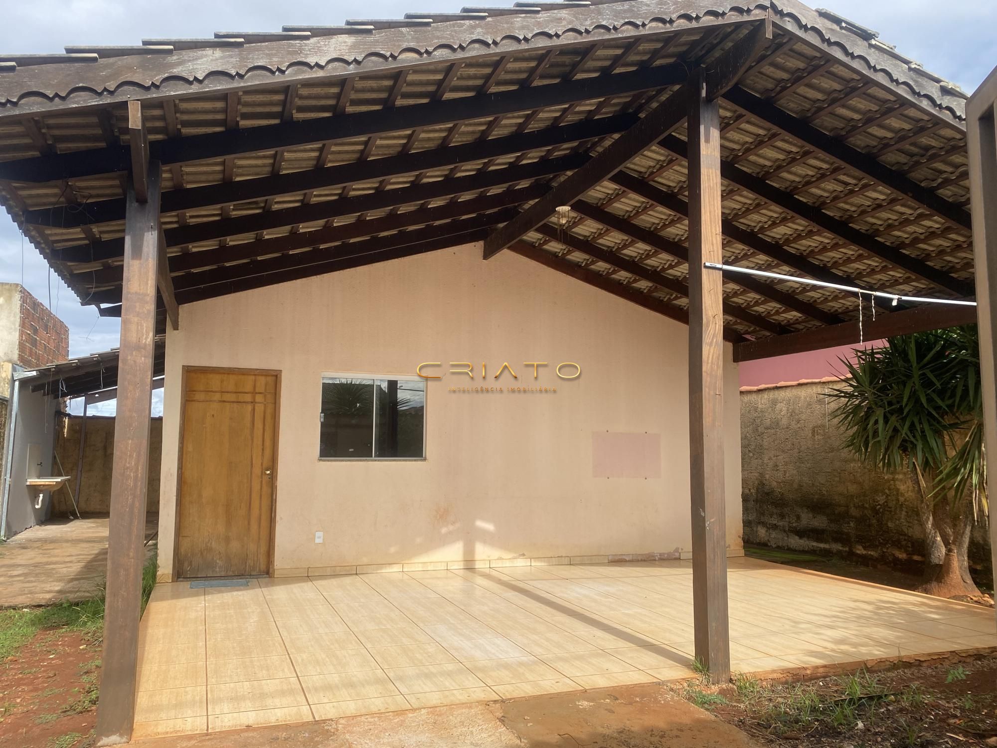 Casa à venda com 2 quartos, 201m² - Foto 3