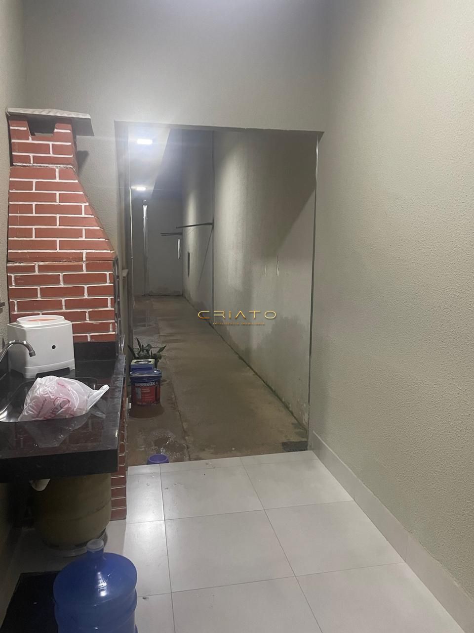 Casa à venda com 3 quartos, 105m² - Foto 2