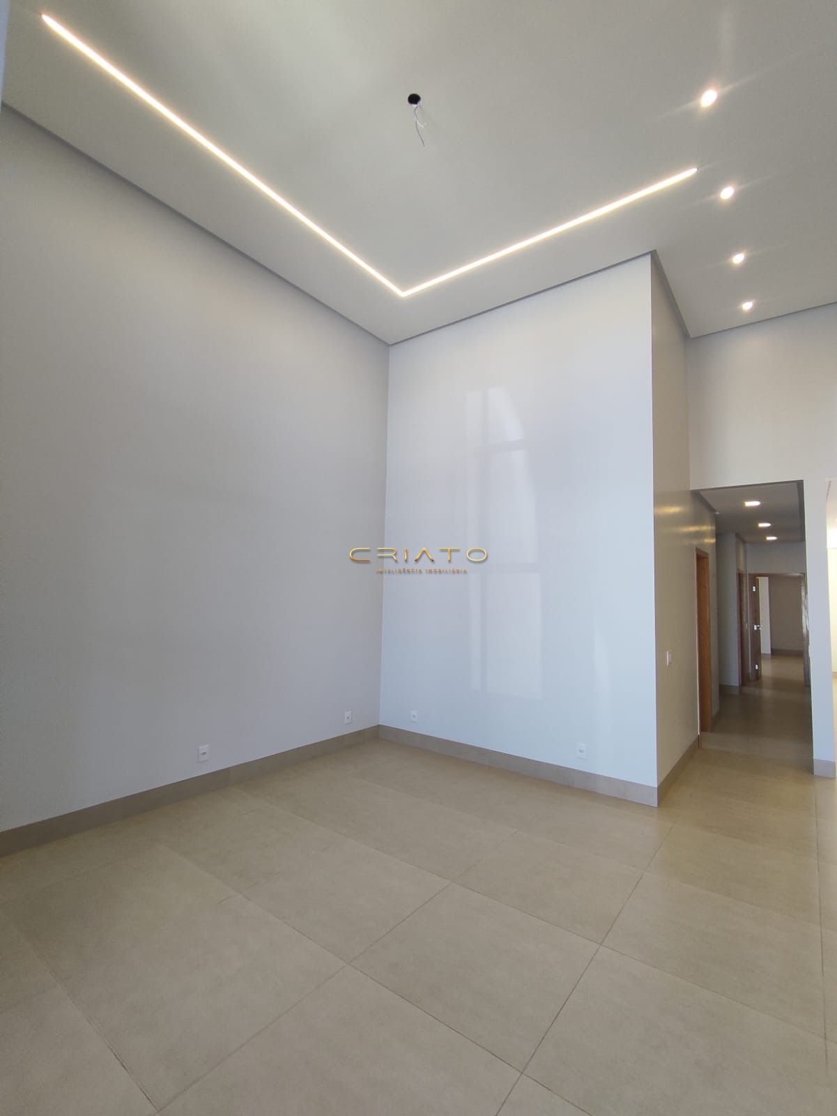 Casa à venda com 3 quartos, 230m² - Foto 4