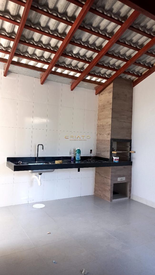 Casa à venda com 3 quartos, 90m² - Foto 8