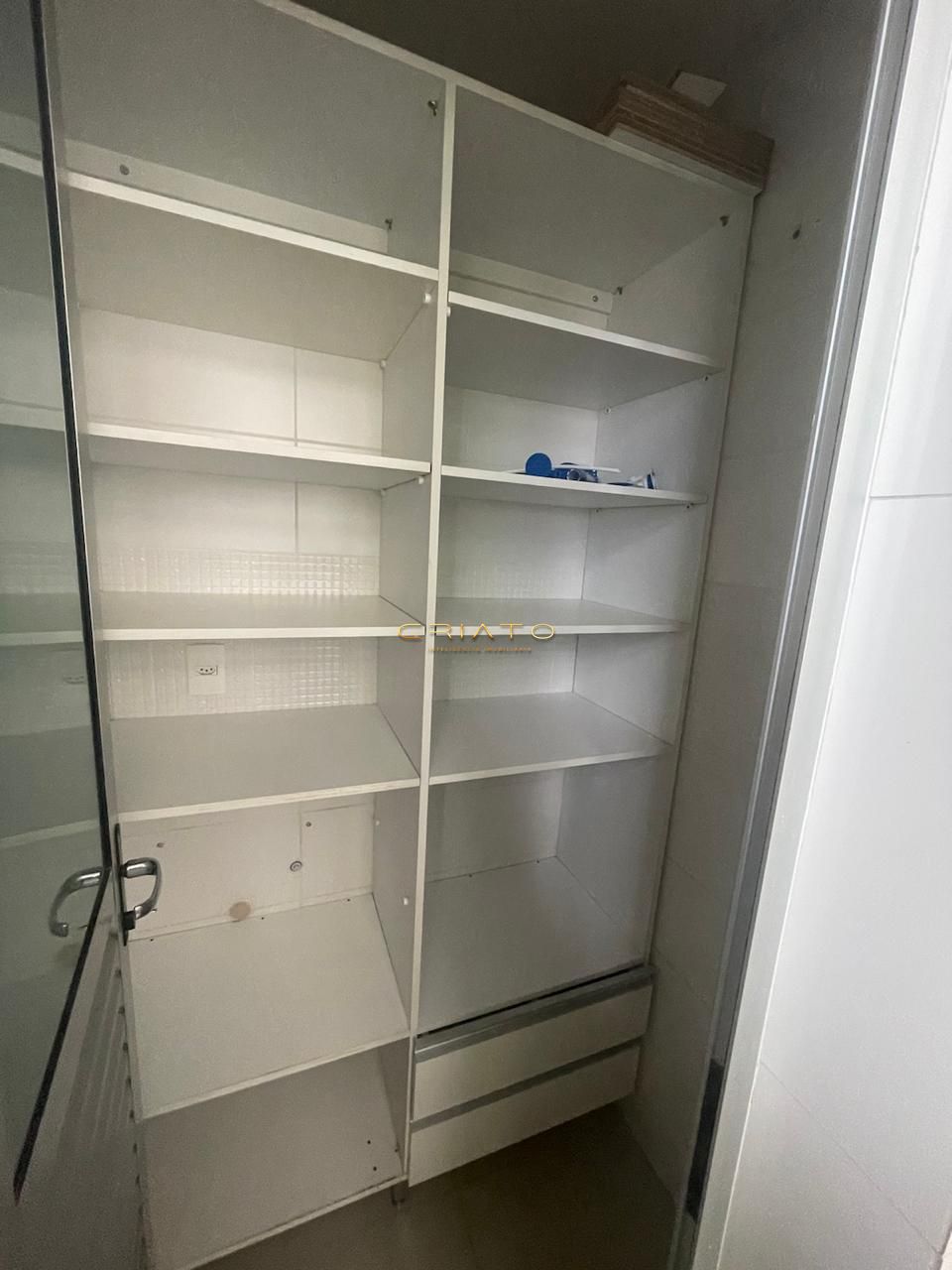 Apartamento à venda com 3 quartos, 89m² - Foto 2