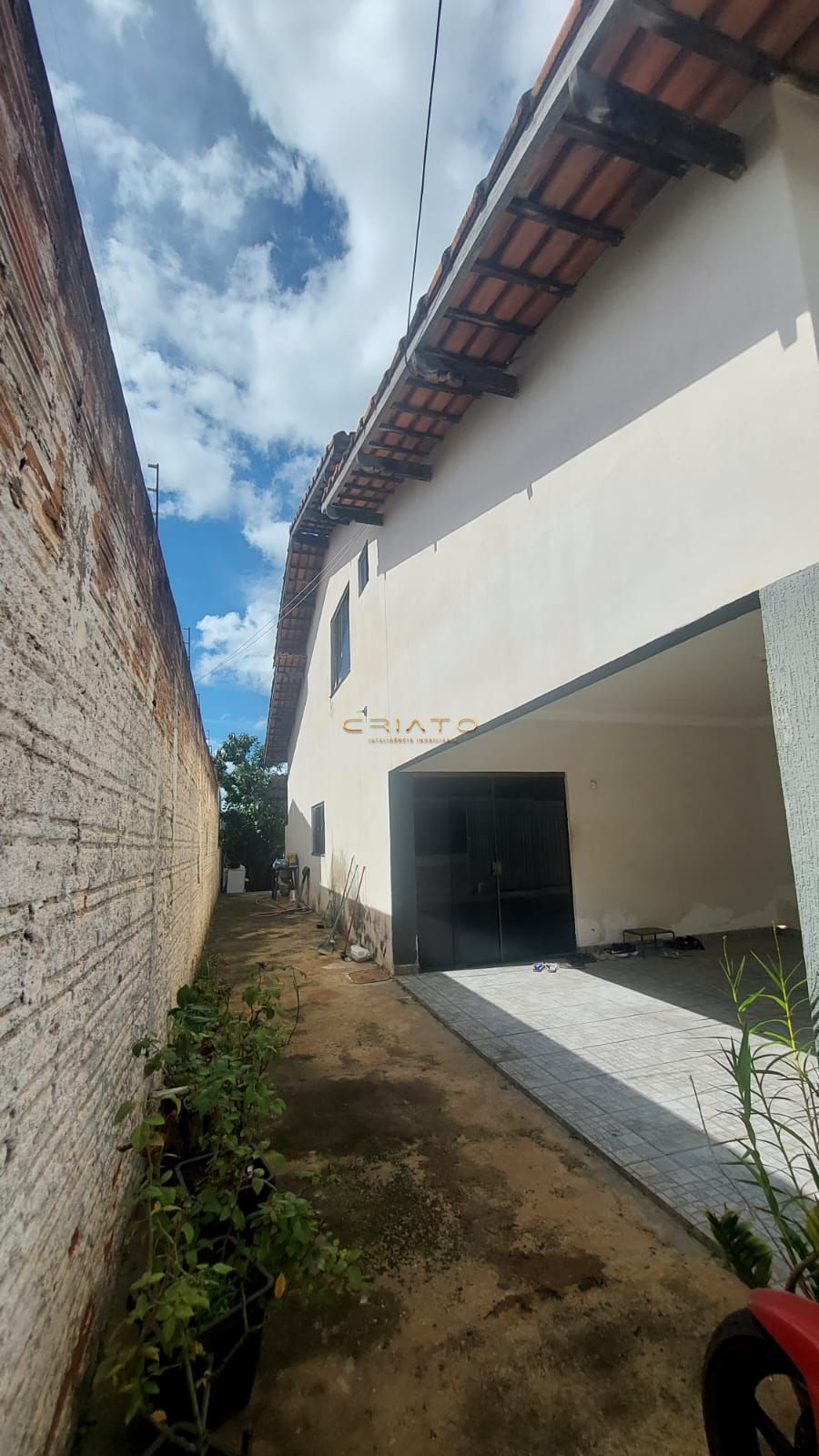 Casa à venda com 3 quartos, 230m² - Foto 3