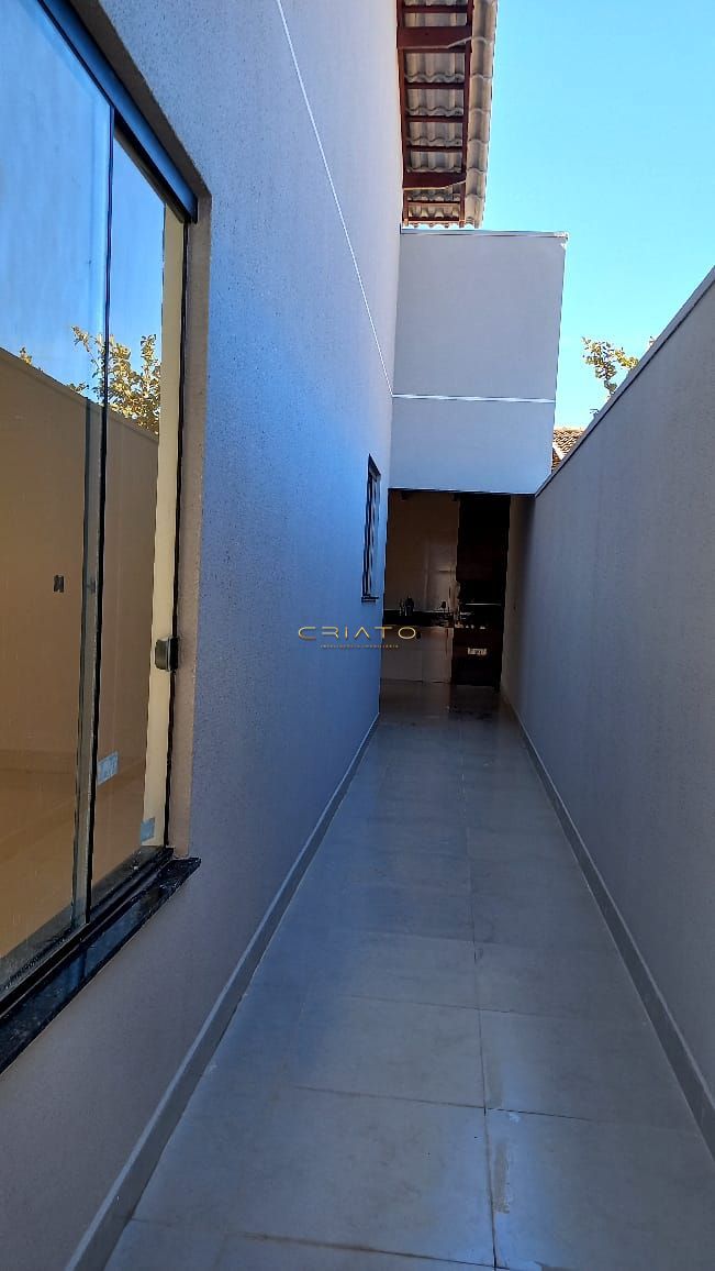 Casa à venda com 3 quartos, 90m² - Foto 6