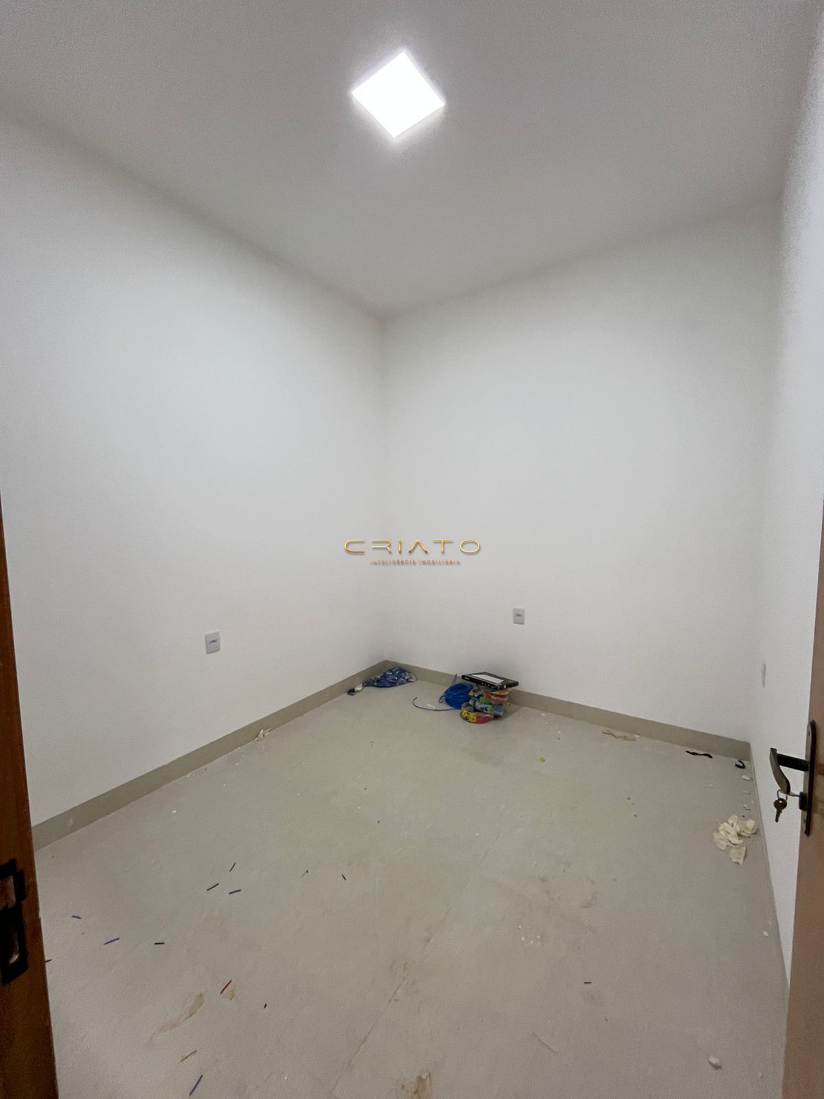 Casa à venda com 2 quartos, 87m² - Foto 3