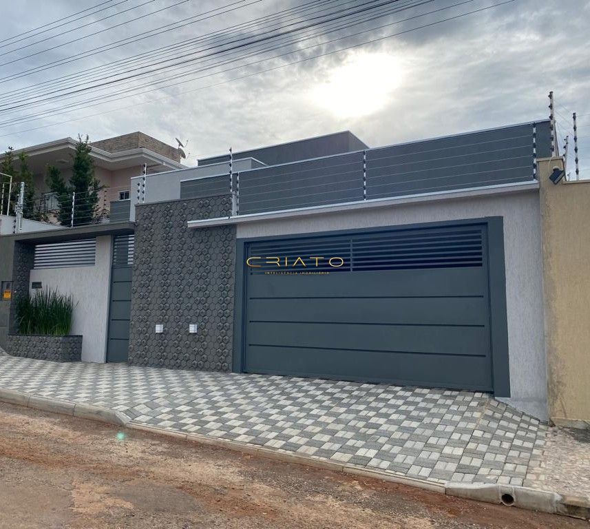 Casa, 3 quartos, 200 m² - Foto 1