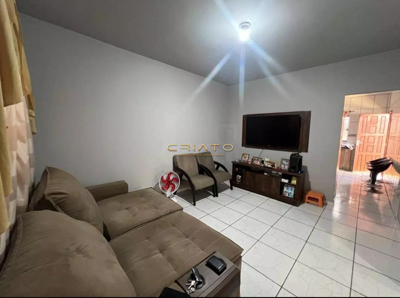 Casa à venda com 2 quartos, 100m² - Foto 13