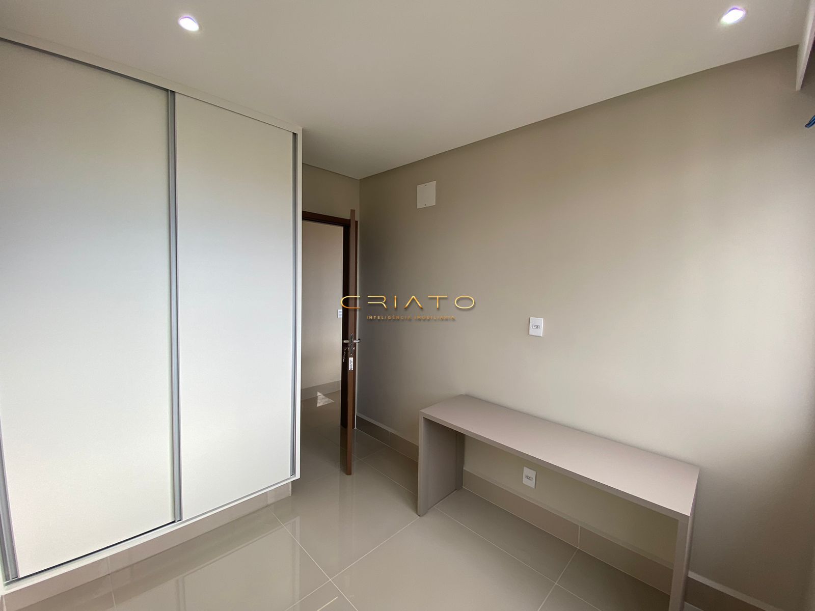 Apartamento à venda com 2 quartos, 76m² - Foto 12