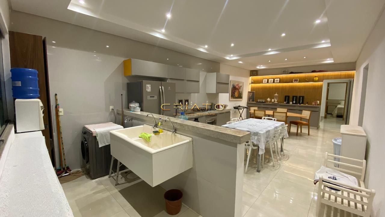 Casa à venda com 3 quartos, 150m² - Foto 3