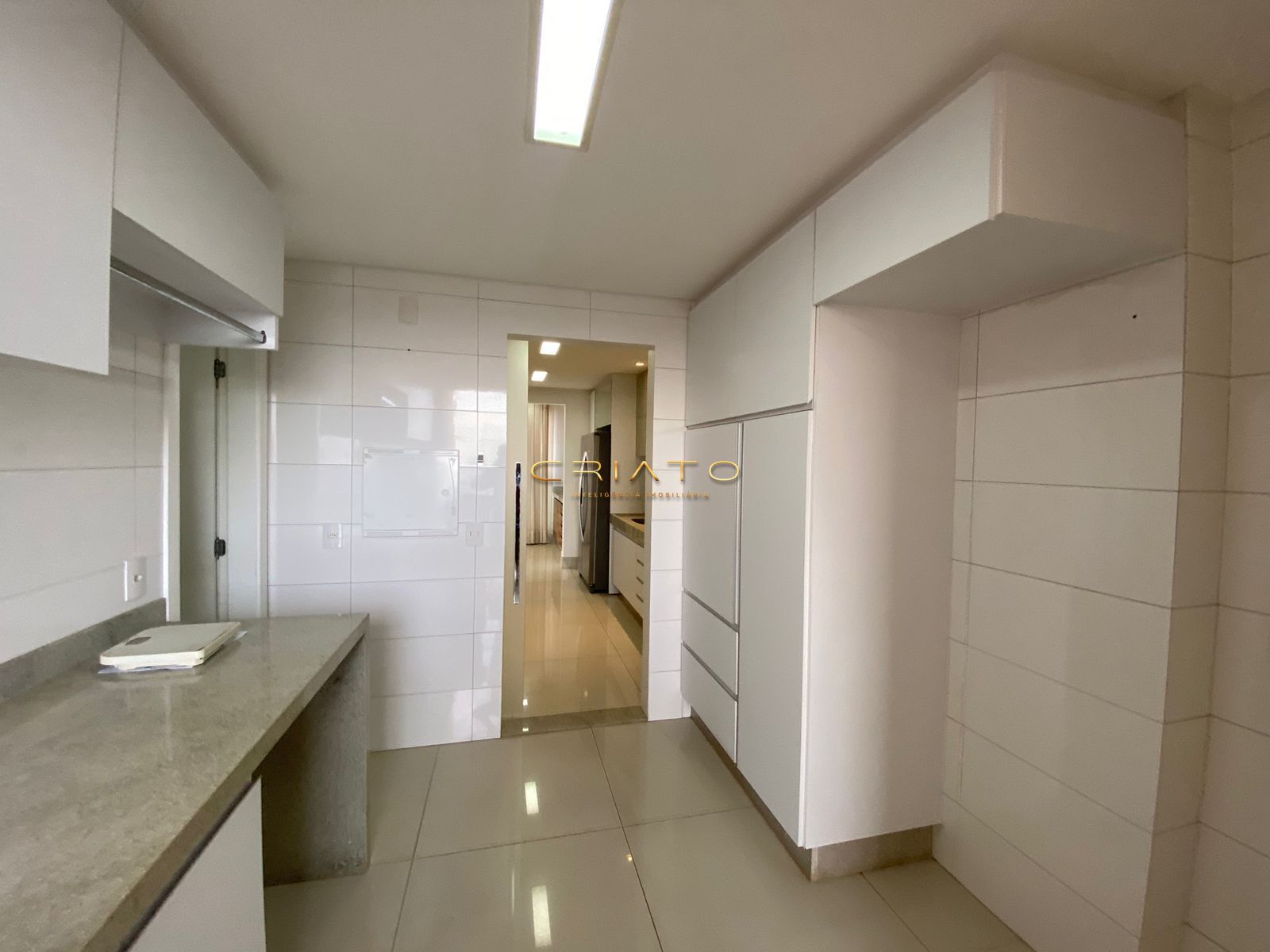 Apartamento à venda com 3 quartos, 163m² - Foto 12