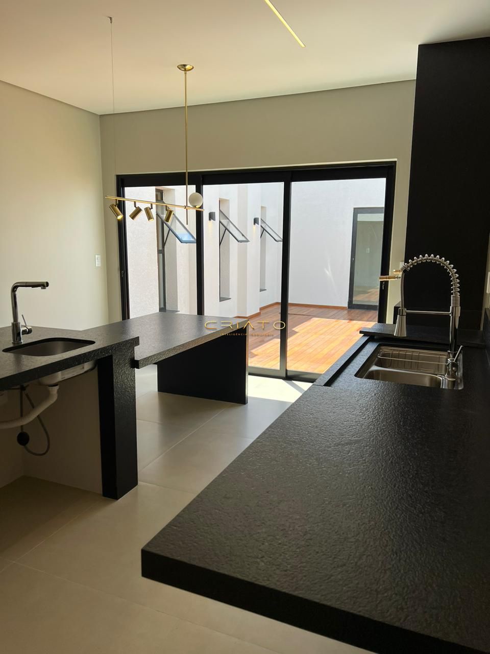 Casa à venda com 3 quartos, 170m² - Foto 9