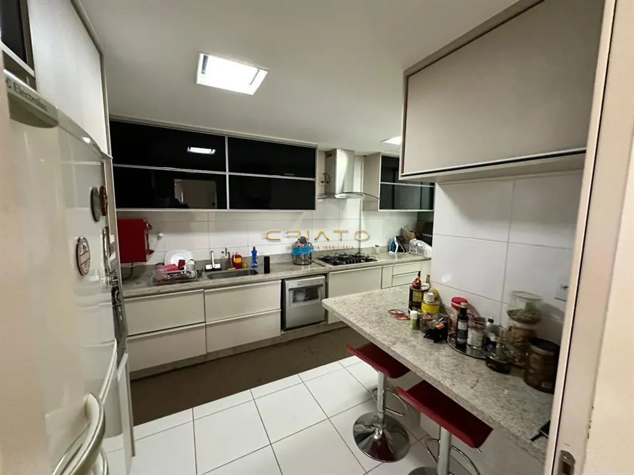 Apartamento à venda com 3 quartos, 113m² - Foto 12