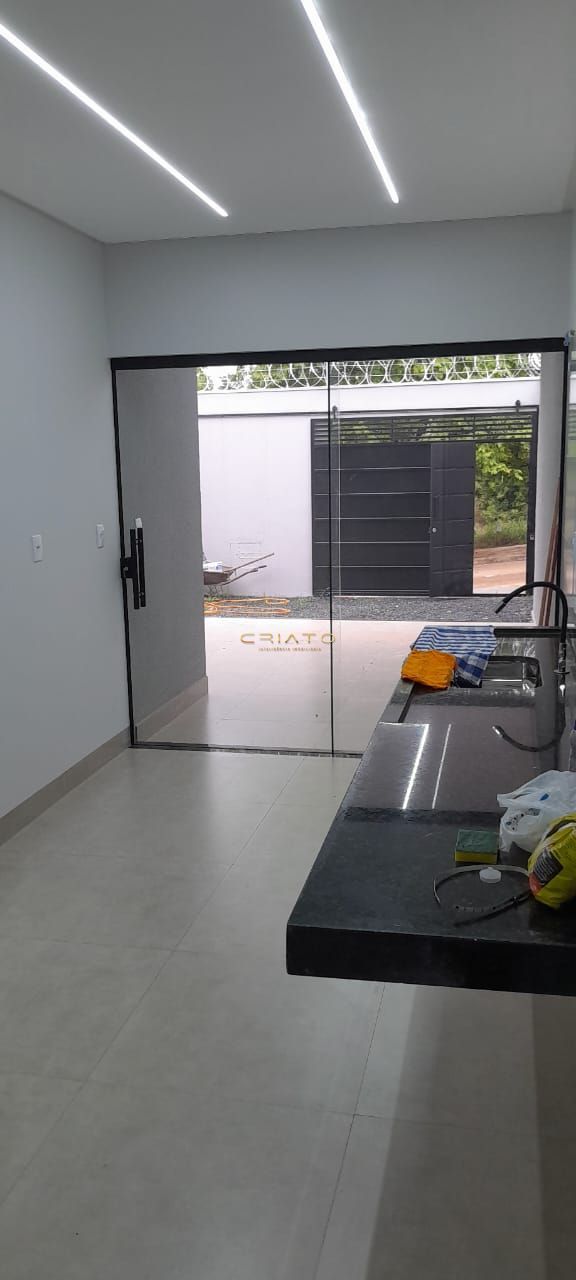 Casa com 3 Dormitórios à venda, 105 m² por R$ 370.000,00 Casa com 3 Dormitórios à venda, 105 m² por R$ 370.000,00