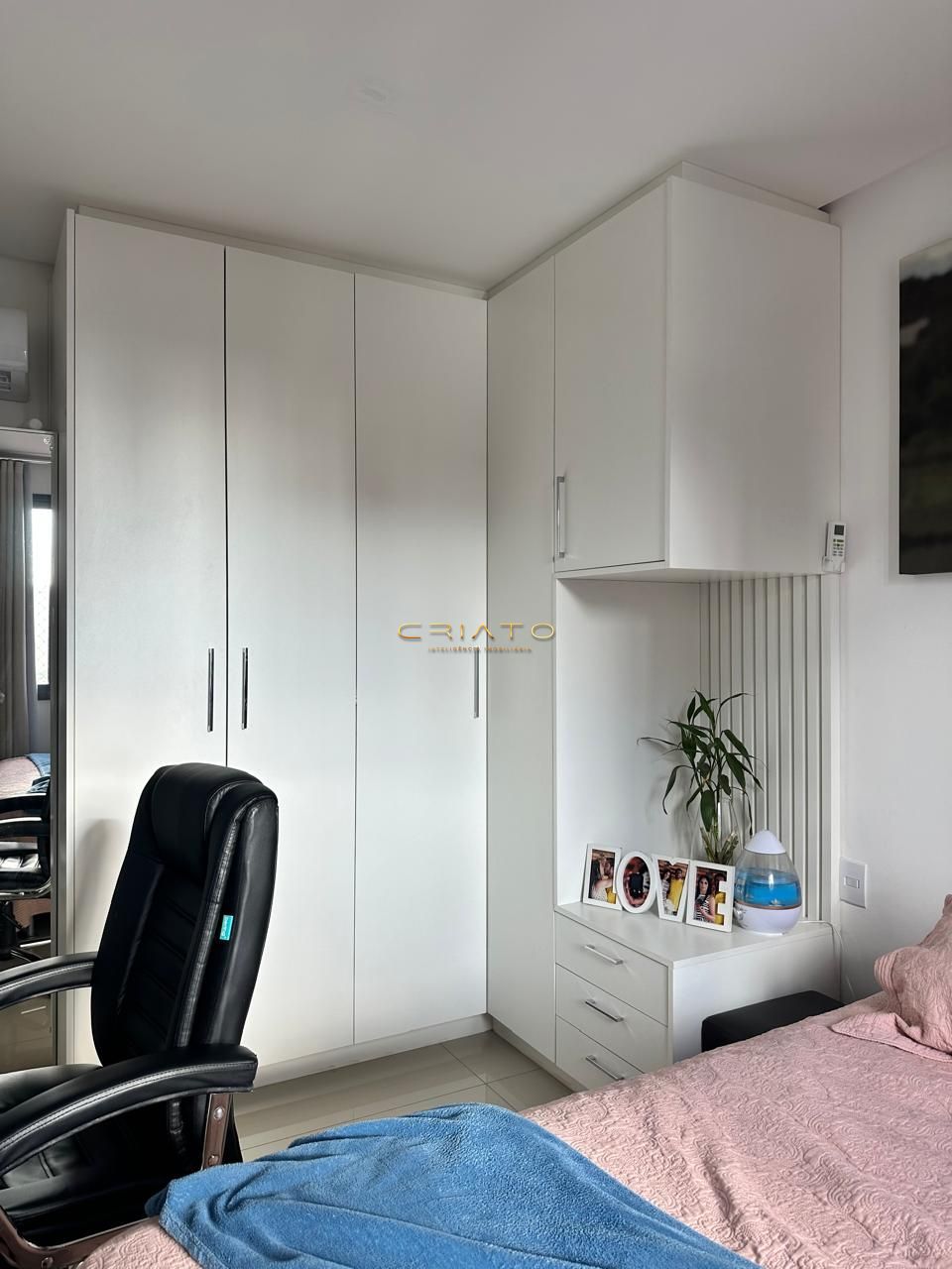 Apartamento à venda com 2 quartos, 78m² - Foto 11