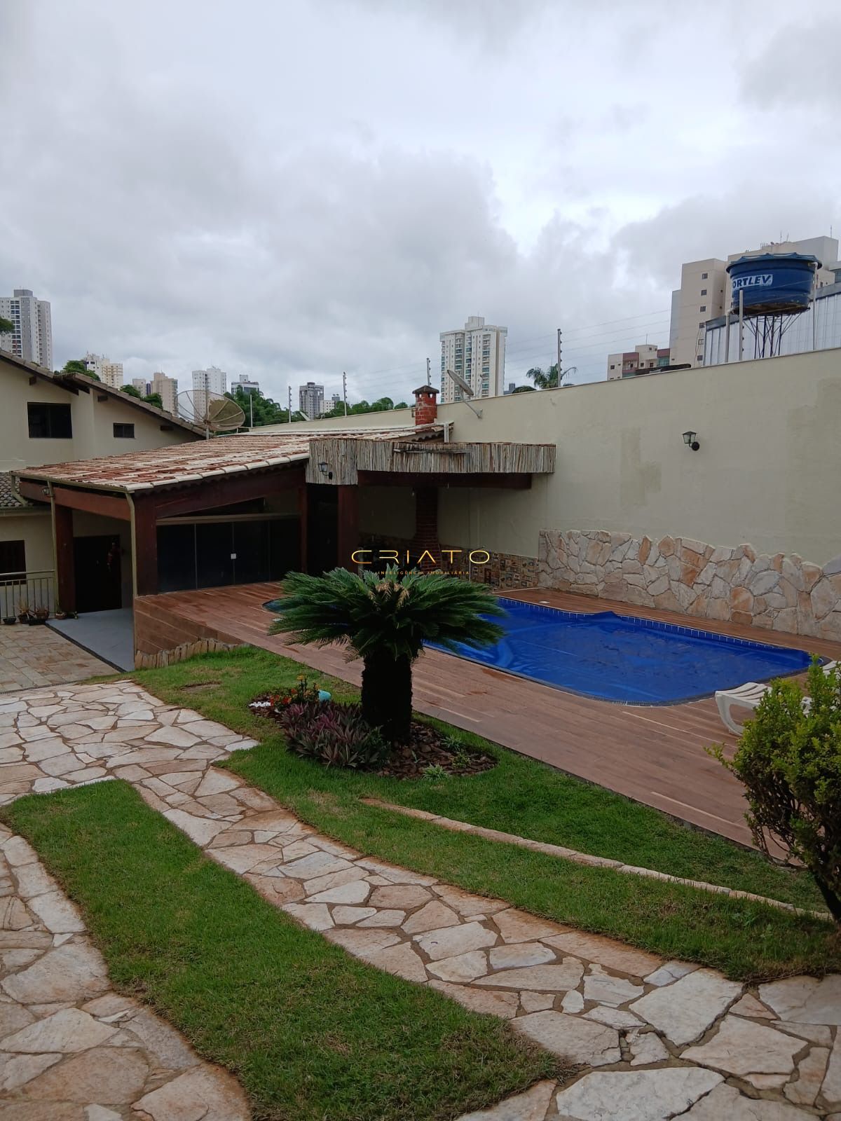 Casa, 3 quartos, 180 m² - Foto 1