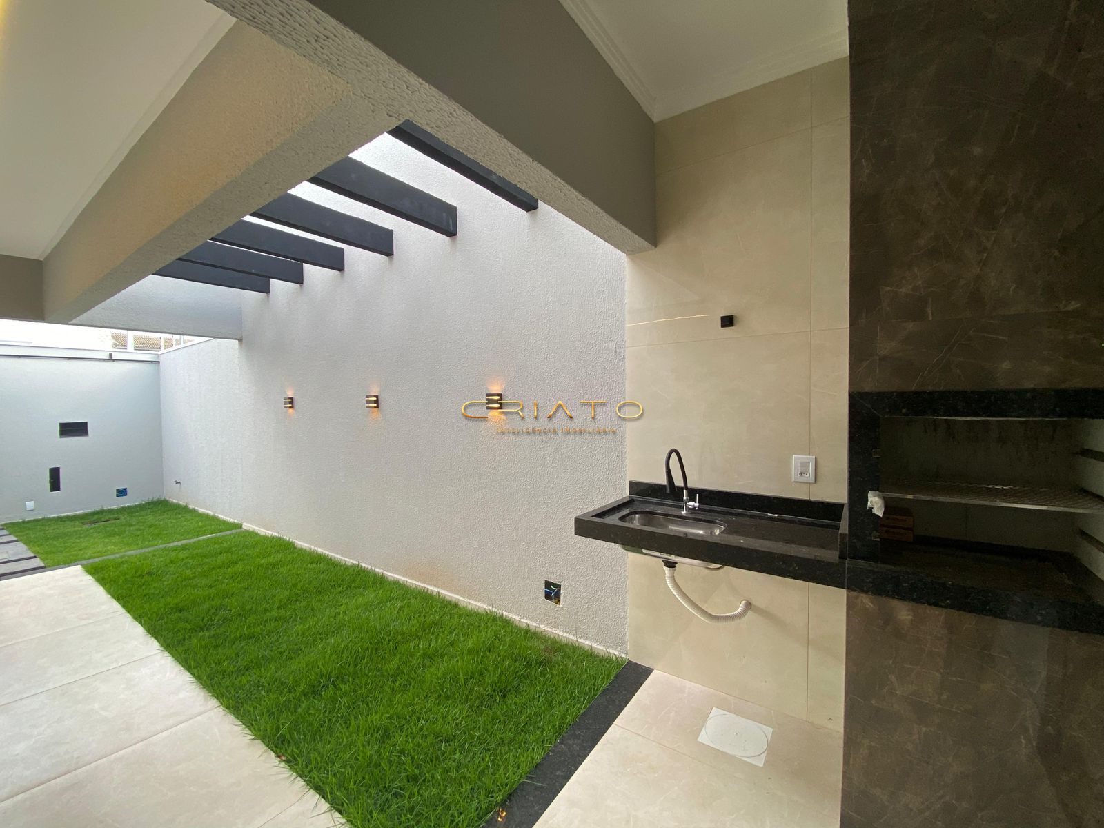 Casa à venda com 3 quartos, 105m² - Foto 13