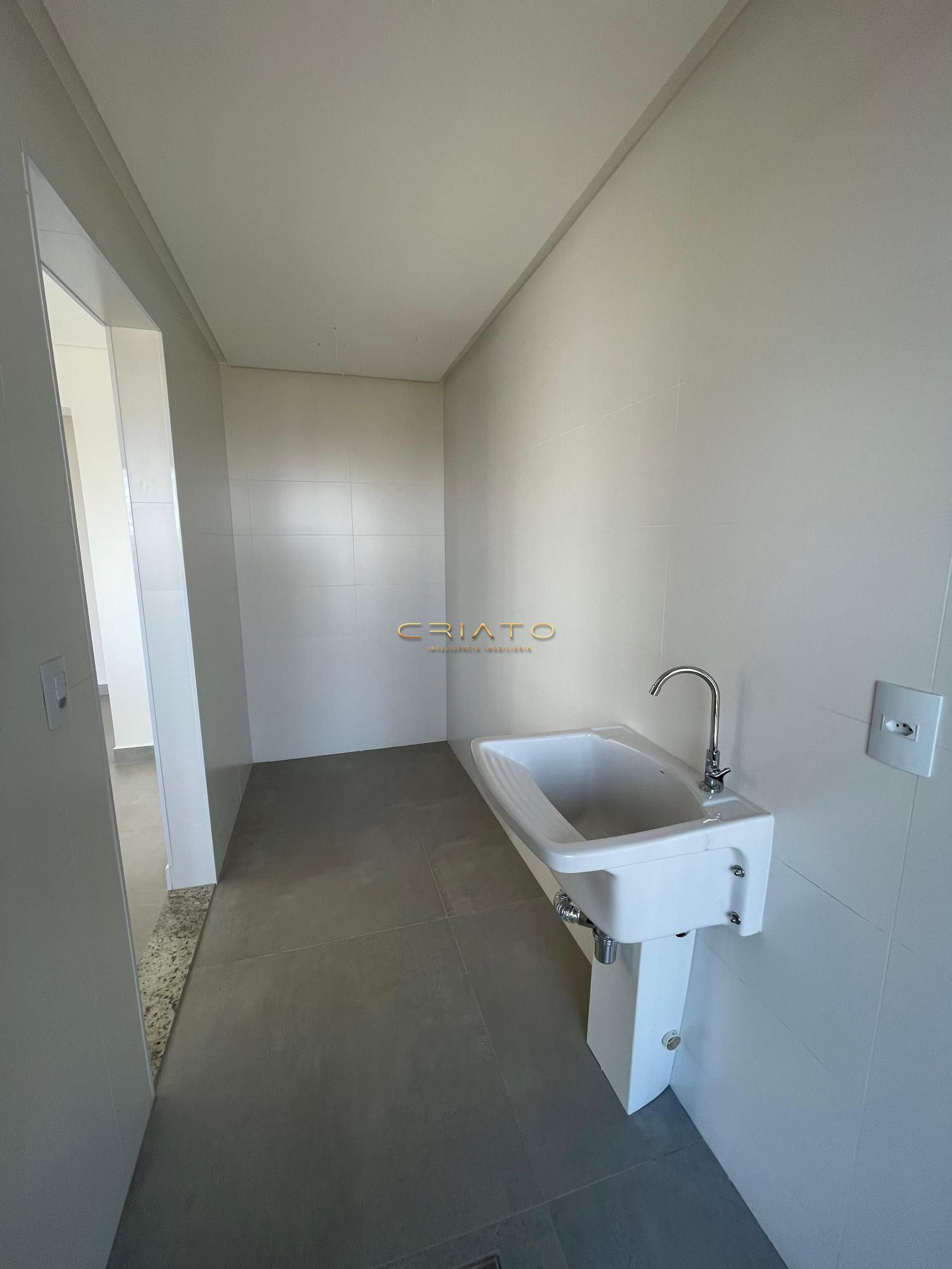 Apartamento à venda com 3 quartos, 131m² - Foto 12
