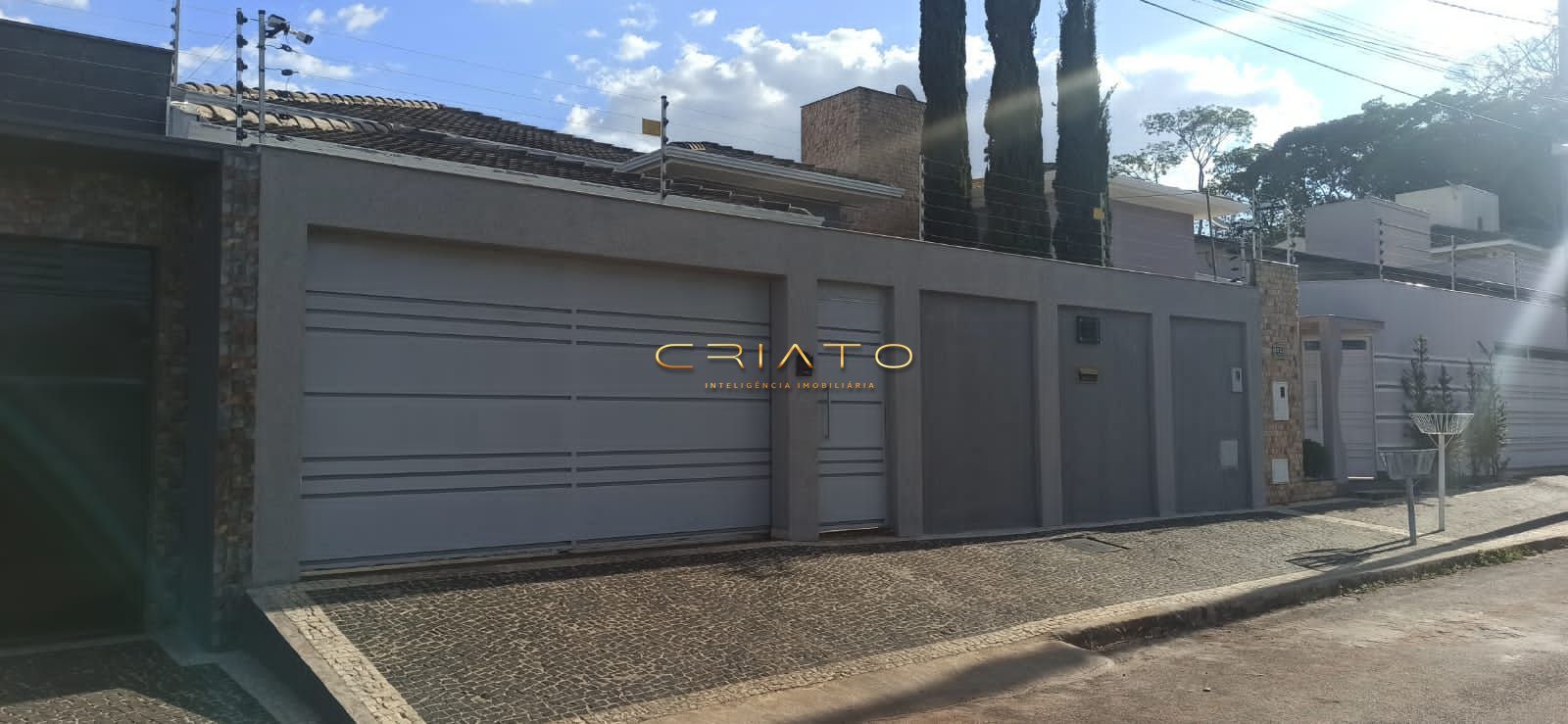 Casa, 3 quartos, 170 m² - Foto 1