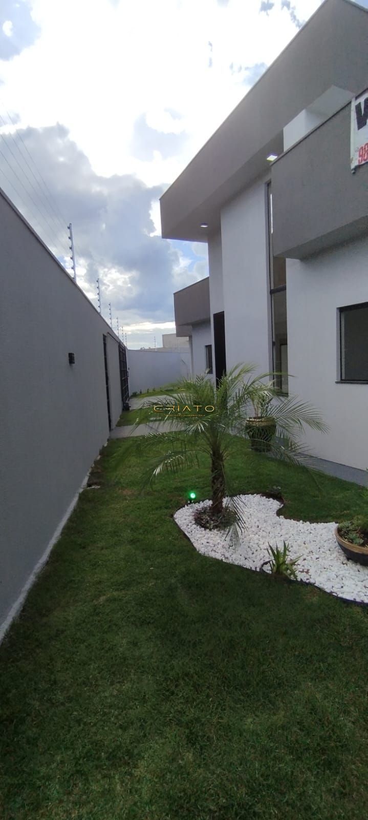 Casa à venda com 3 quartos, 130m² - Foto 2