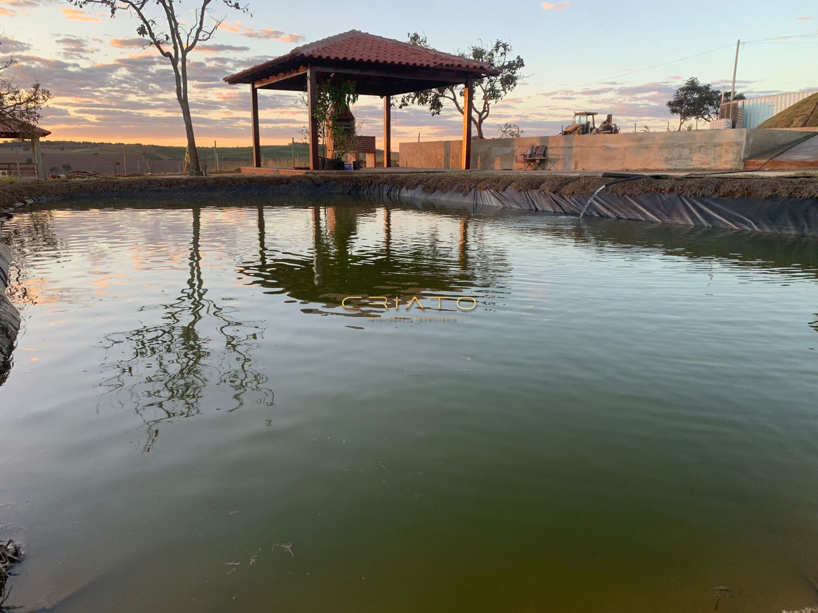 Chácara à venda com 2 quartos, 200m² - Foto 15
