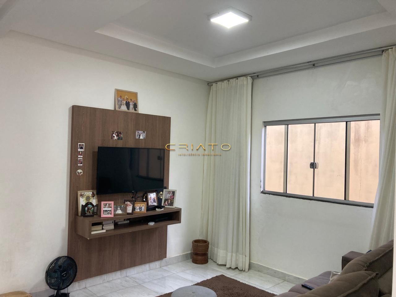 Casa com 3 Dormitórios à venda, 205 m² por R$ 750.000,00 Casa com 3 Dormitórios à venda, 205 m² por R$ 750.000,00