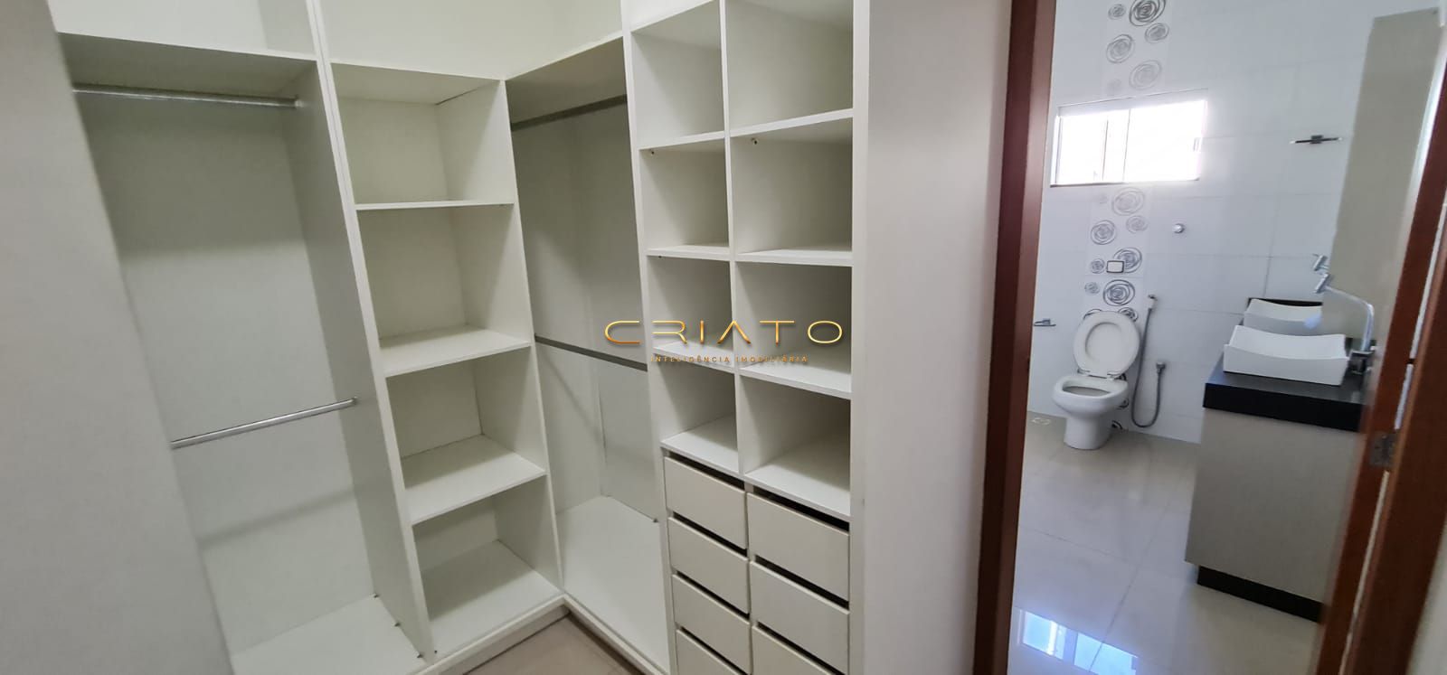 Casa à venda com 3 quartos, 198m² - Foto 27