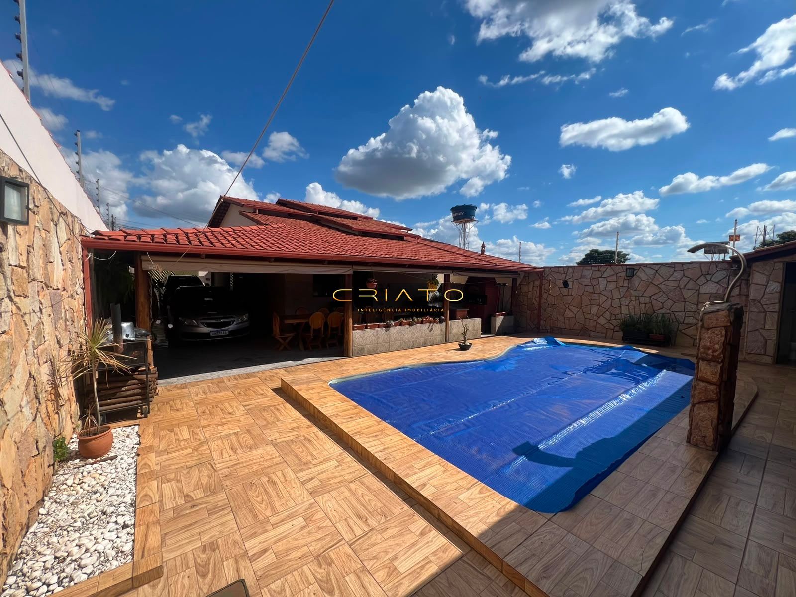 Casa, 4 quartos, 250 m² - Foto 1