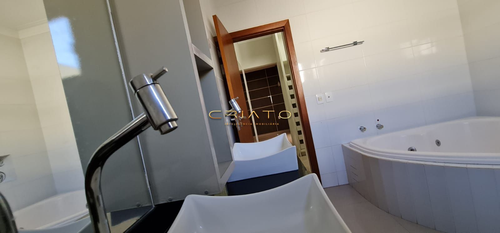 Casa à venda com 3 quartos, 198m² - Foto 25