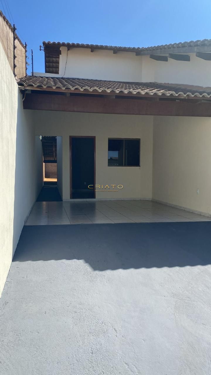 Casa à venda com 3 quartos, 110m² - Foto 2