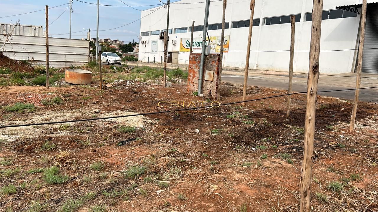 Terreno à venda, 300m² - Foto 3