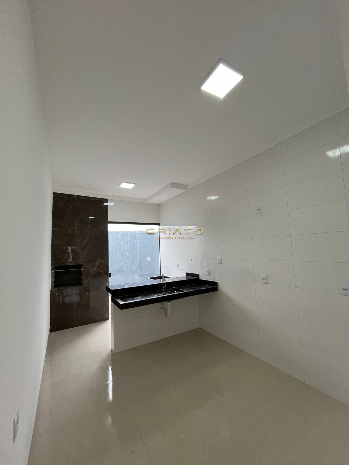 Casa à venda com 2 quartos, 87m² - Foto 7