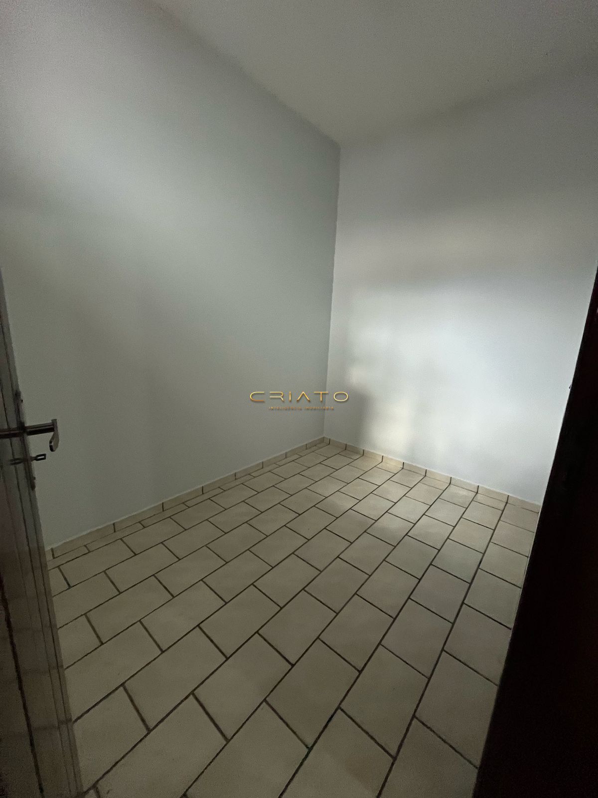 Casa à venda com 3 quartos, 320m² - Foto 16