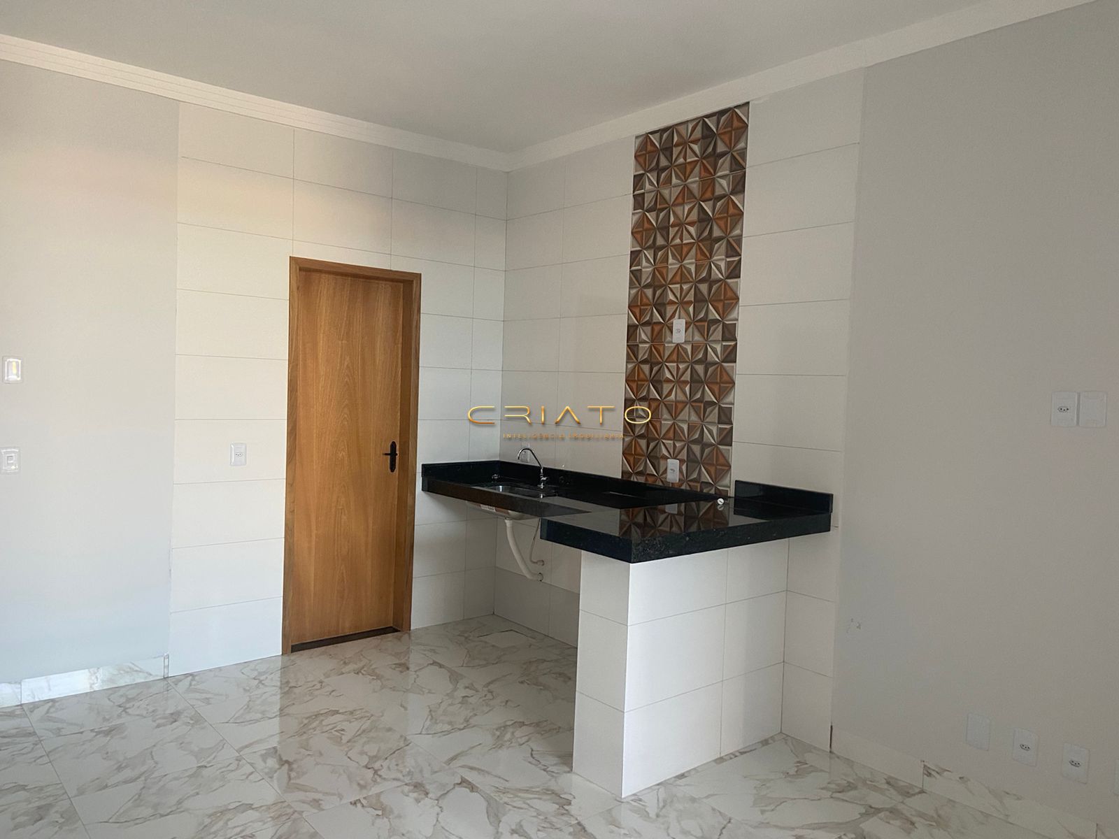 Casa à venda com 2 quartos, 70m² - Foto 5