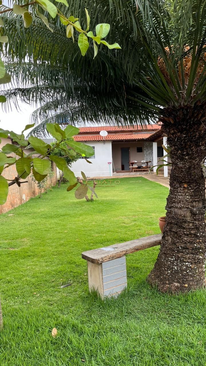 Casa à venda com 2 quartos, 77m² - Foto 11