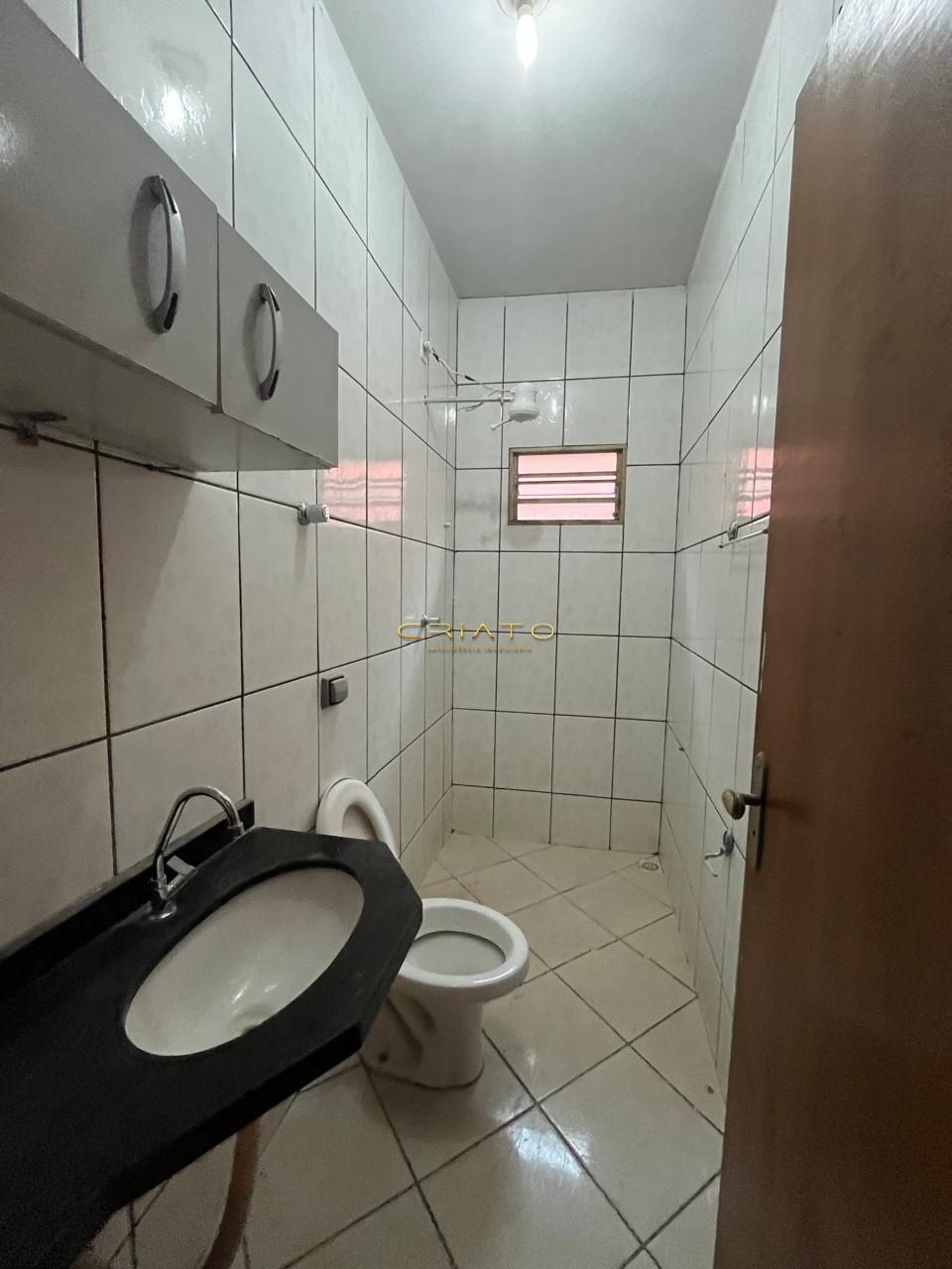 Casa para alugar com 2 quartos, 65m² - Foto 5