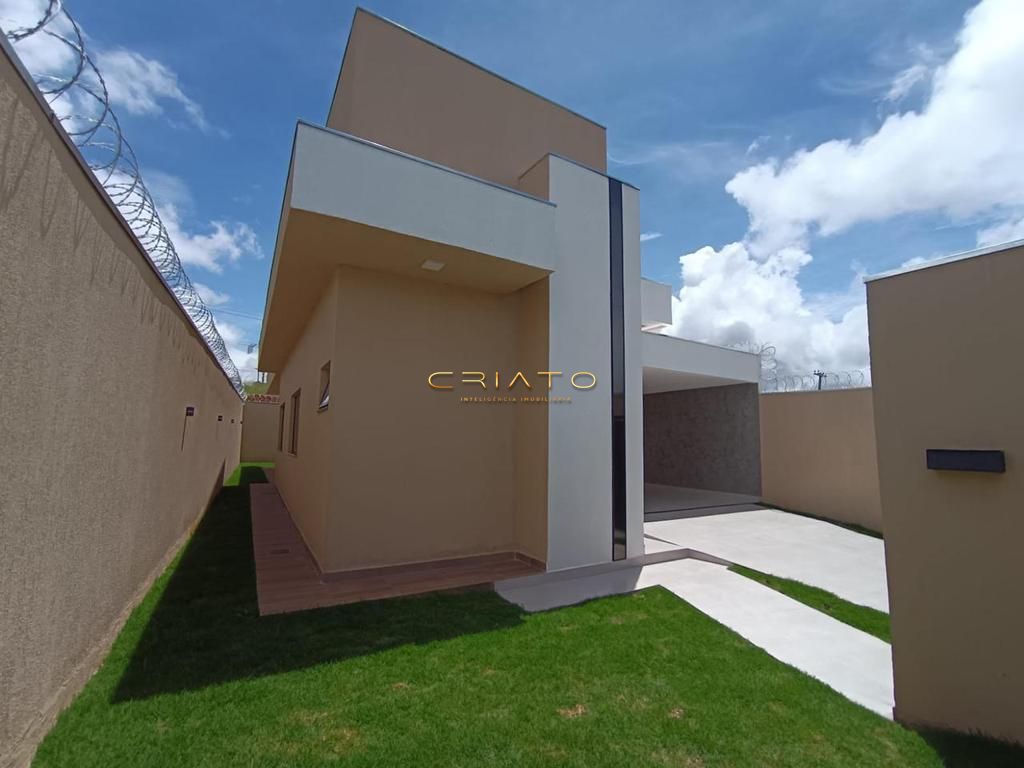 Casa à venda com 3 quartos, 141m² - Foto 2