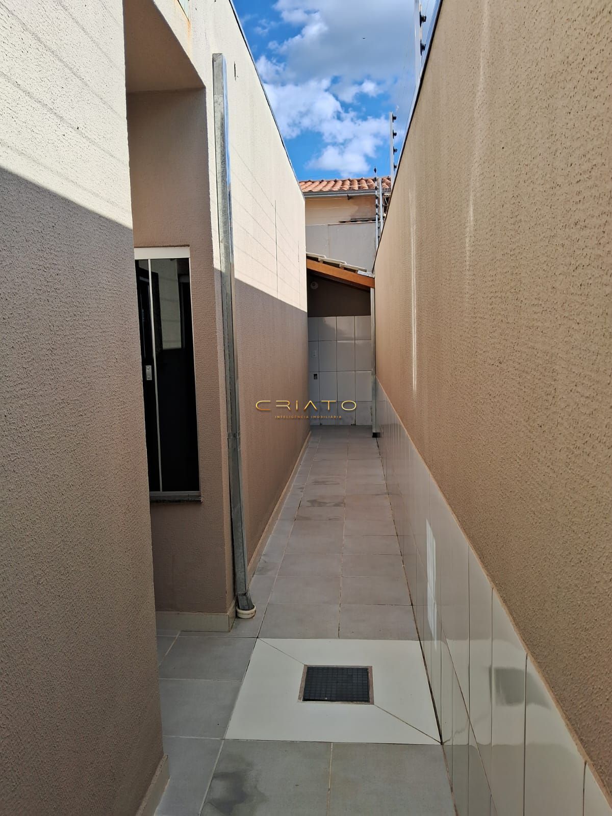Casa à venda com 3 quartos, 109m² - Foto 15