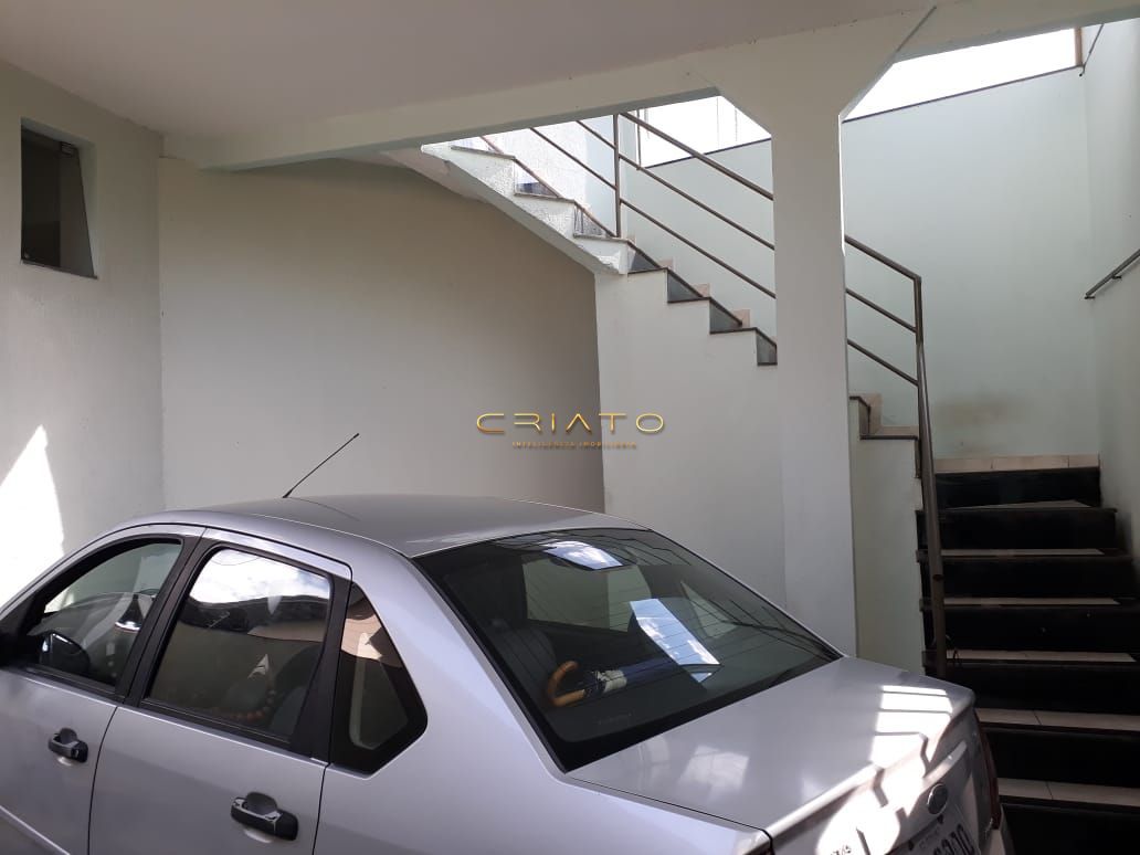 Sobrado à venda com 4 quartos, 409m² - Foto 12