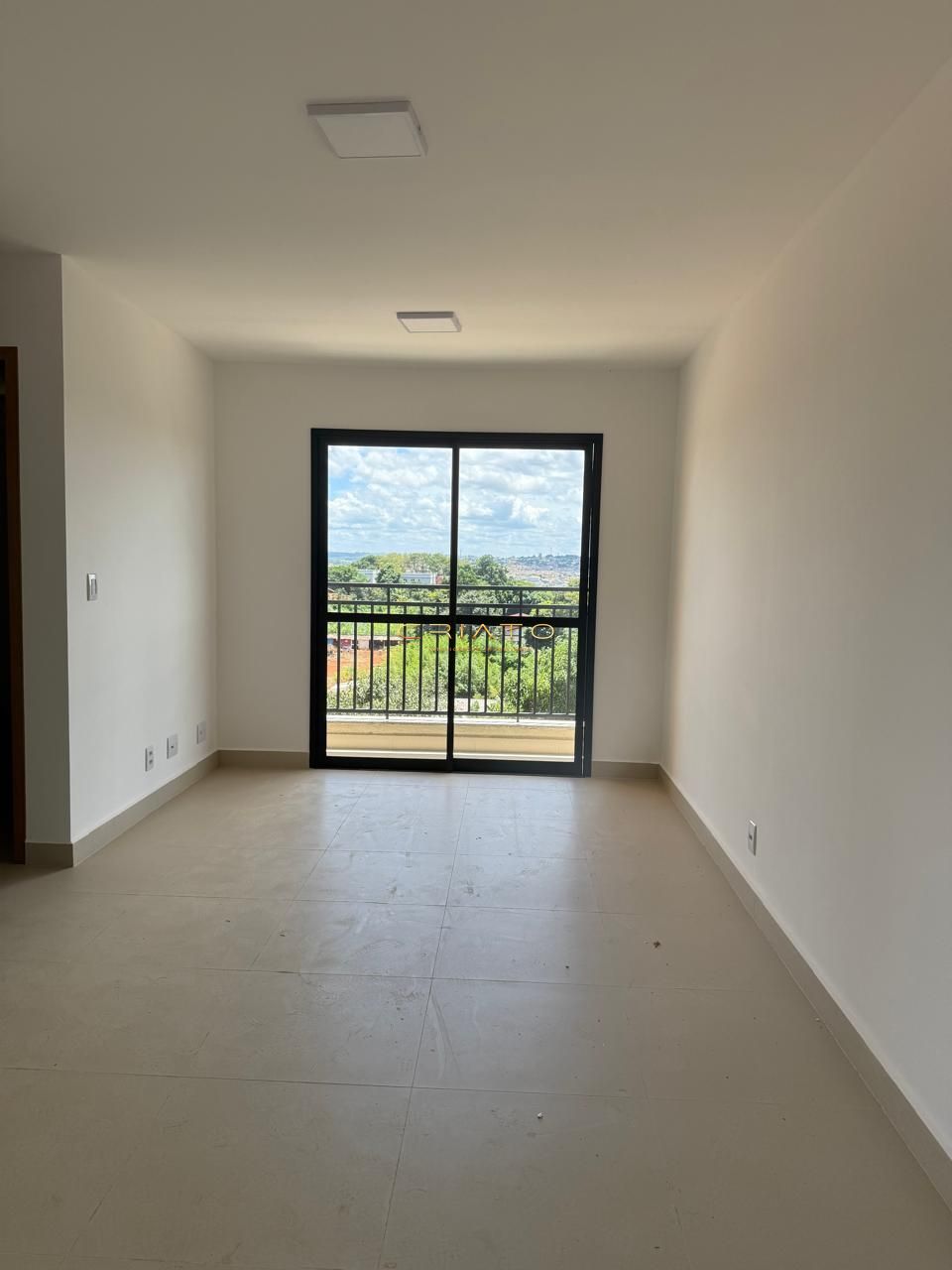 Apartamento para alugar  no Chácaras Americanas - Anápolis, GO. Imóveis