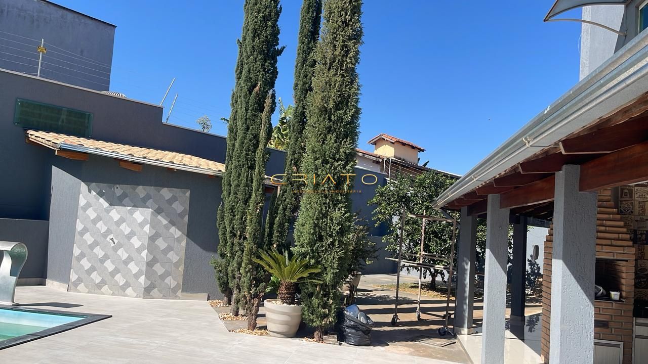 Sobrado à venda  no Loteamento Novo Jundiaí - Anápolis, GO. Imóveis